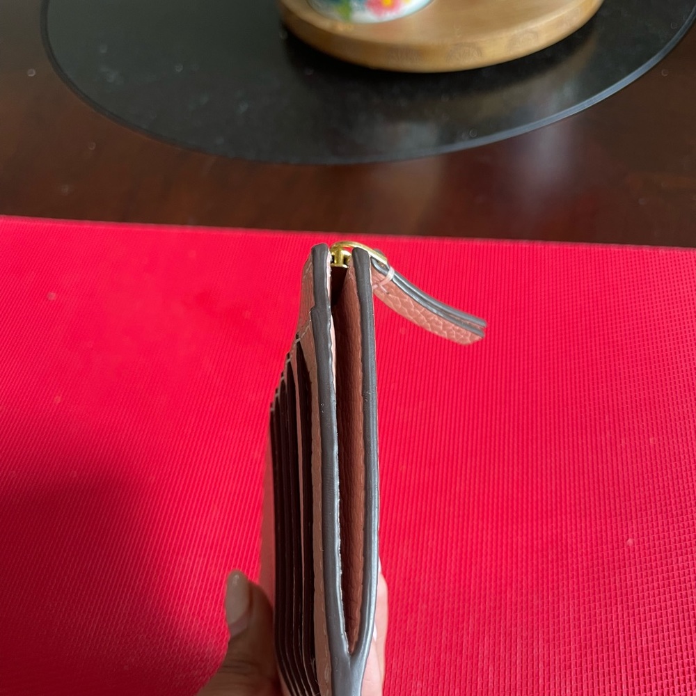 Authentic Tory Burch Wallet With Zipper And 5 Car… - image 6